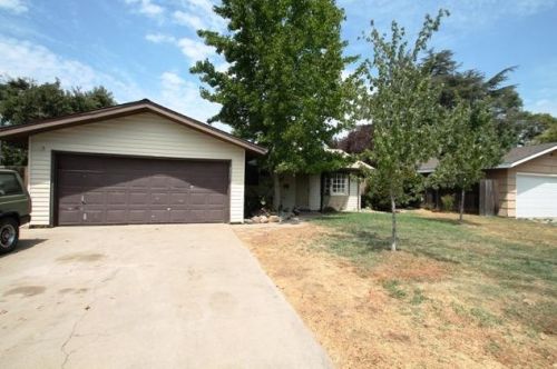10389 Ambassador Dr, Rancho Cordova, CA 95670-2201