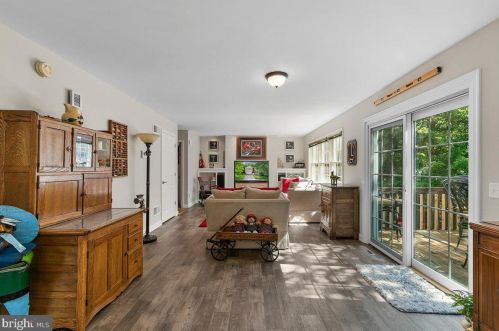 104 Cliff Ave, Lancaster PA  17602-4700 exterior