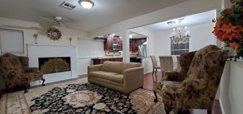 502 Forest Cir, Irving TX  75062-4600 exterior