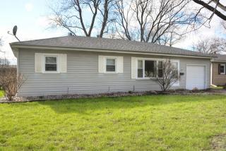 755 Jonette Ave, Bradley, IL 60915-1123