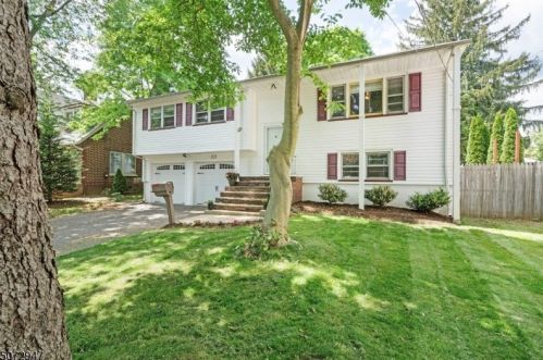410 Mountain Ave, Springfield, NJ 07081-2515