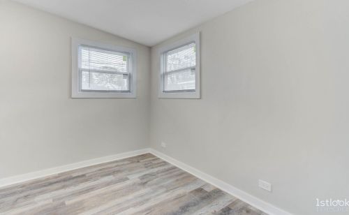 662 Clarendon Ave, Arlington Hts IL  60004-4902 exterior