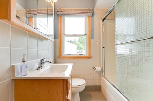 2495 13th Ave, Saint Paul MN  55109-2437 exterior