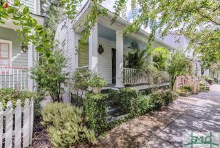 512 Gordon St, Savannah, GA 31401-5010