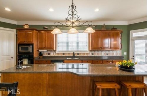 300 Harmony Grv Ln, Jefferson GA  30549-7925 exterior