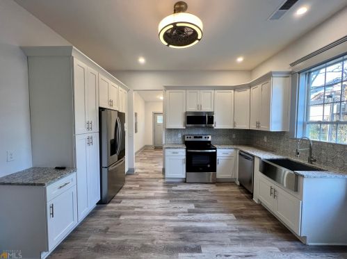 1921 Meador Ave, Atlanta GA  30315-6614 exterior