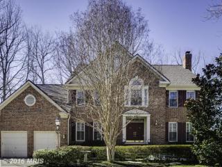 11262 Center Harbor Rd, Herndon, VA 20194-1319