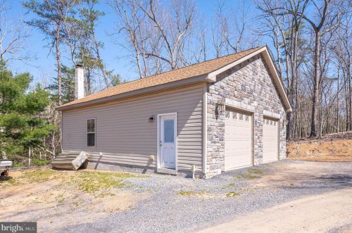 487 Vixen Ln, Gerrardstown WV  25420-4459 exterior