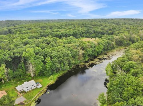 538 Winthrop Rd, Deep River CT  06417-1500 exterior