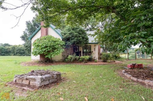 1816 Parham Town Rd, Bowman, GA 30624