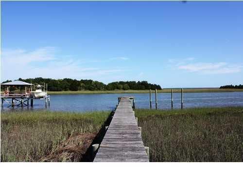 6955 Limehouse Rd, Awendaw, SC 29429-6020
