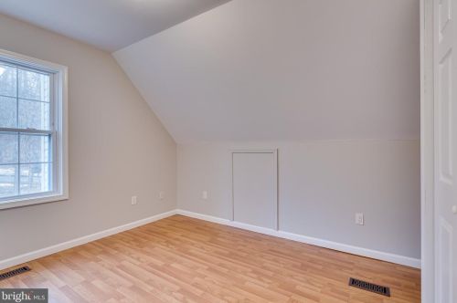 165 Gingerbread Ln, Harpers Ferry WV 25425-5591 exterior