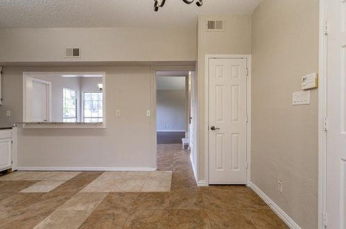 2818 Lk Vly Dr, Garland TX exterior