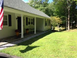 43 Oak Knoll Rd, Meredith, NH 03253-6517