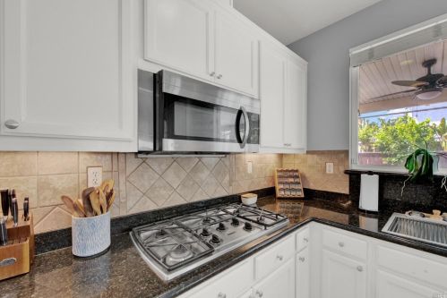 5077 Ellis Godfrey Dr, Fairfield CA  94533-8959 exterior