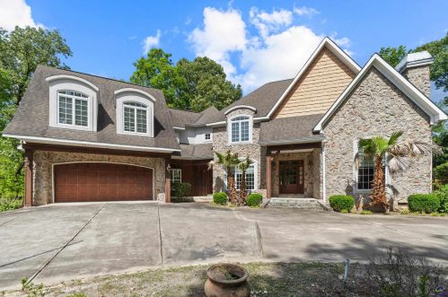 210 Carriage Run, Warner Robins, GA 31088-1675