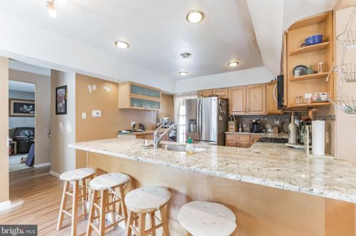 216 Nassau Dr, Tavistock NJ 08033-3976 exterior