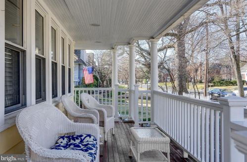 287 Wayne Ave, Tavistock NJ 08033-1008 exterior