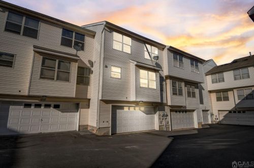 726 Harbortown Blvd, Perth Amboy, NJ 08861-2963