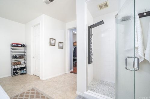 16550 Catalonia Dr, Riverside CA  92504-8701 exterior