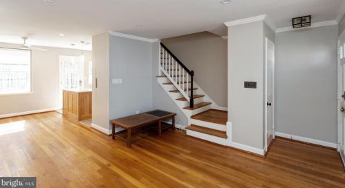 2858 Abingdon St, Arlington VA  22206-1317 exterior
