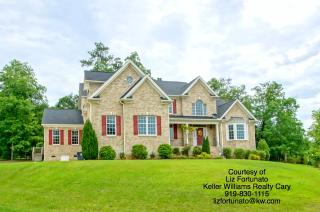 3929 Belmont Forest Way, Raleigh, NC 27606-4358