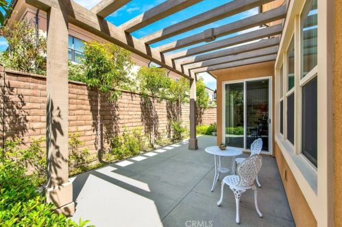 199 Rodeo, Irvine CA  92602 exterior