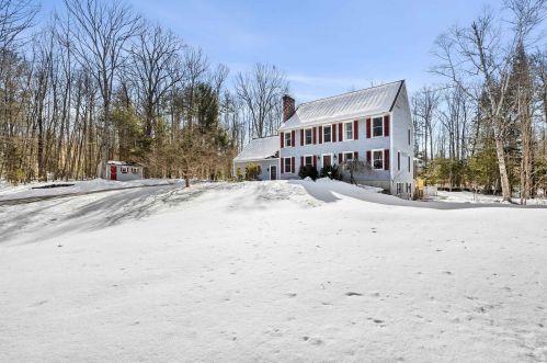 257 Snook Rd, Goffstown, NH 03045-3113