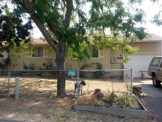 3673 Amber Ln, Roseburg, OR 97471-9127