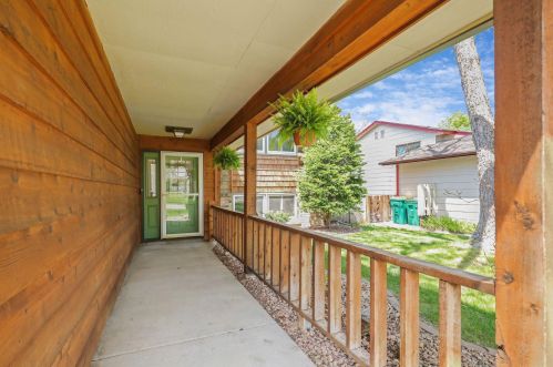 5309 Welcome Ave, Minneapolis, MN 55429-3156