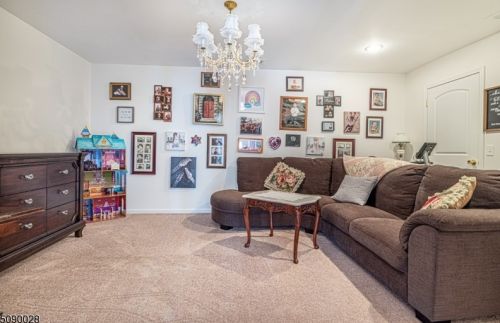 28 Junegrass Way, Hackettstown NJ  07840-4539 exterior