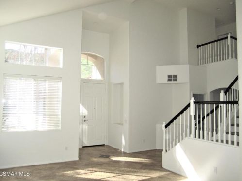 1984 Winterset Pl, Simi Valley, CA 93065-6264