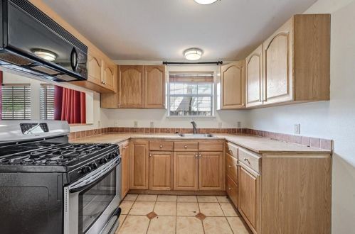 1309 Alamo St, Austin TX  78702-2224 exterior