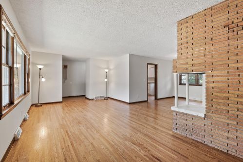 6025 Cedar Lake Rd, Minneapolis, MN 55416-1426