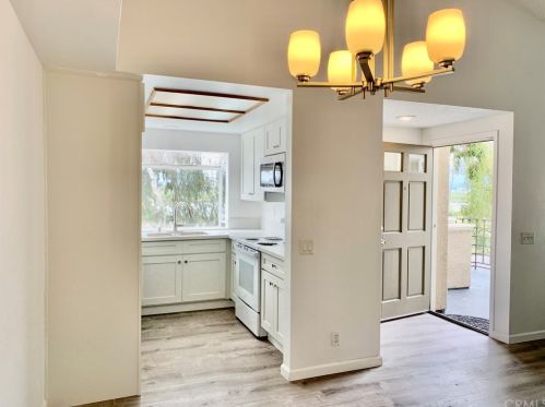 321 Stanford Ct, Irvine, CA 92612-1609