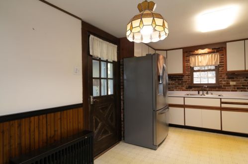 24 Silver Ln, Portsmouth, NH 03869-5409