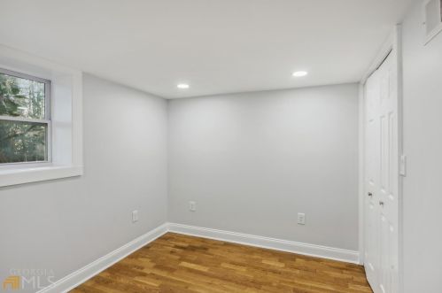 2527 Hatfield Cir, Atlanta GA  30316-3950 exterior