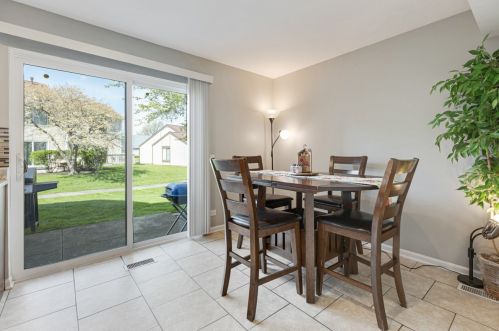 767 Colorado Ct, Carol Stream IL  60188-9214 exterior