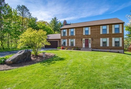 51 Crestview Dr, Southington, CT 06489-1842