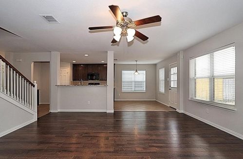 308 Chalkstone Dr, Fort Worth TX  76131-3997 exterior