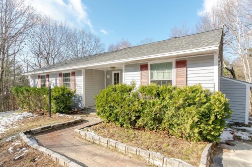 64 Mountain Dr, New Durham, NH 03855-6122