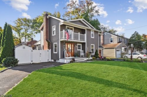 16 Durham Dr, Clark, NJ 07066-2651