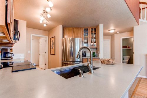 7588 Quatar Way, Aurora CO  80016-7119 exterior