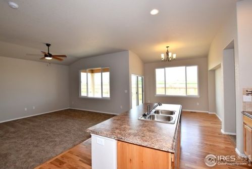 2686 Emerald St, Loveland CO 80537-2013 exterior