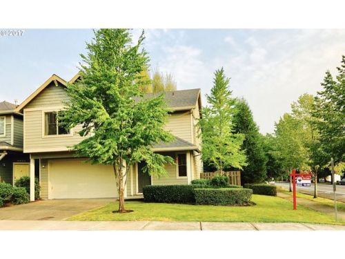 8039 Sporri Ln, Portland OR  97267-1186 exterior
