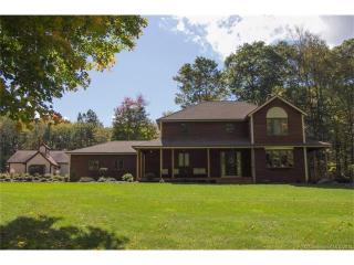 10 Westgate Rd, Columbia, CT 06237-1335