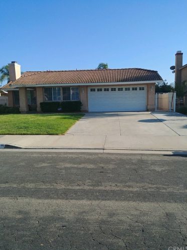 20121 Sweetbay Rd, Riverside, CA 92508-3048