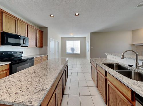 2707 Whisper Ct, Midlothian TX  76063-5096 exterior