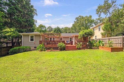 1627 Beacon Hill Blvd, Atlanta GA  30329-2517 exterior