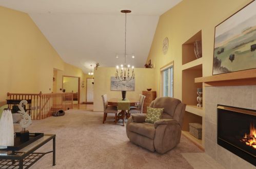 13907 Farmington Way, Saint Paul MN  55124-3314 exterior